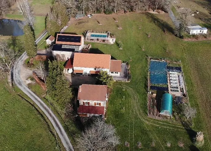 Campsite Mobil Vergnelibert Chalais (Dordogne)